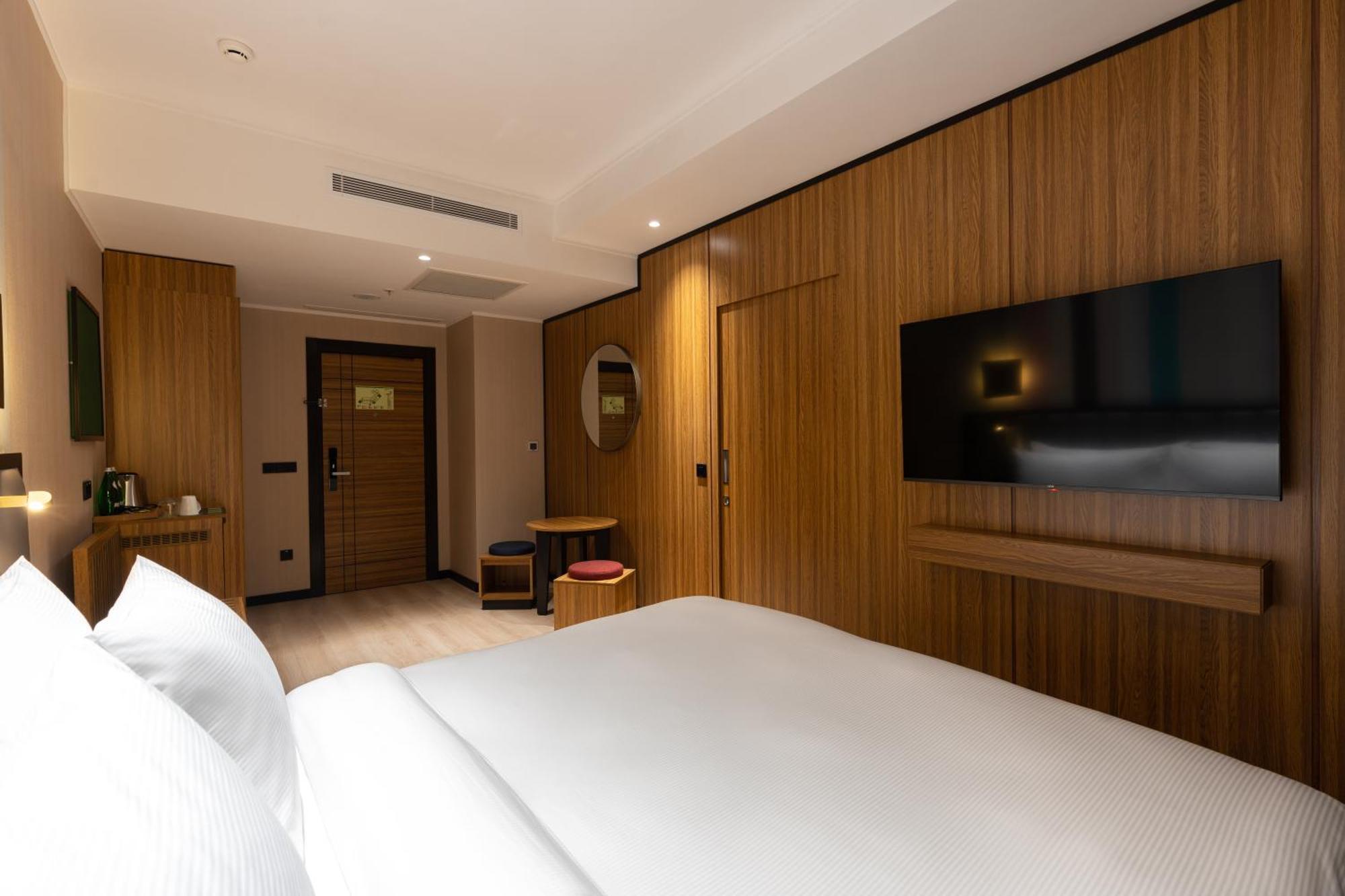 Ramada Encore By Wyndham Tashkent Exterior photo