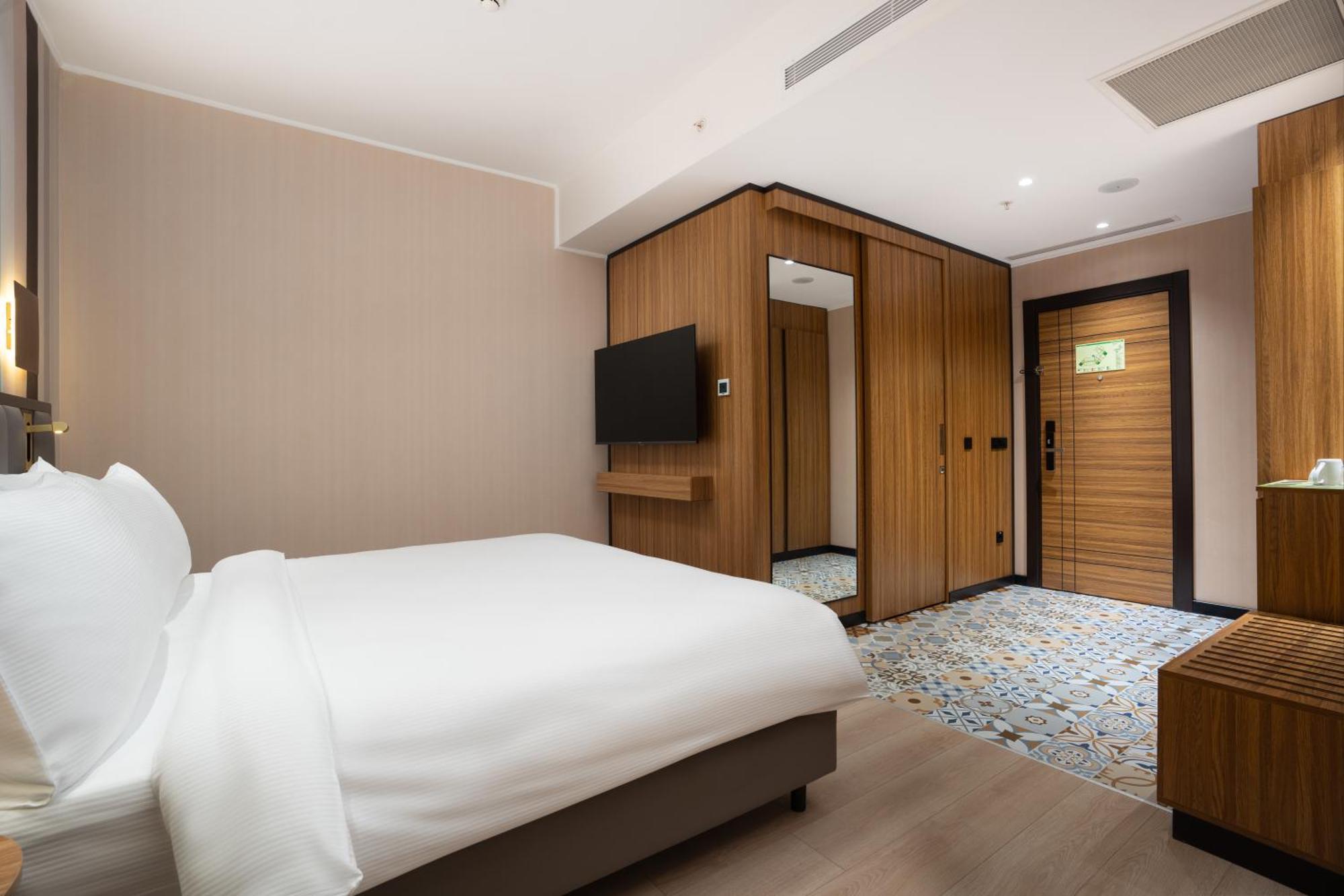 Ramada Encore By Wyndham Tashkent Exterior photo