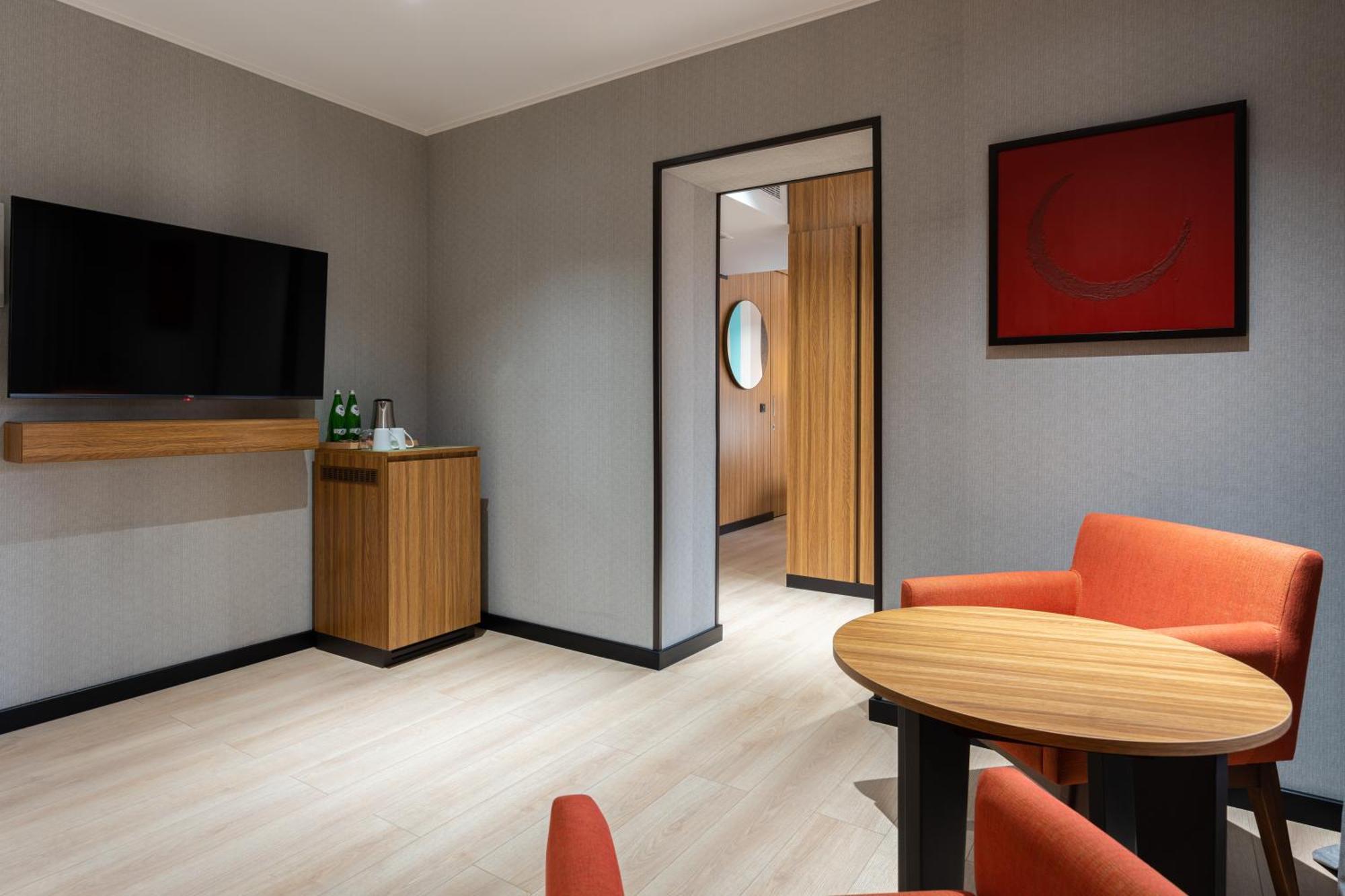 Ramada Encore By Wyndham Tashkent Exterior photo